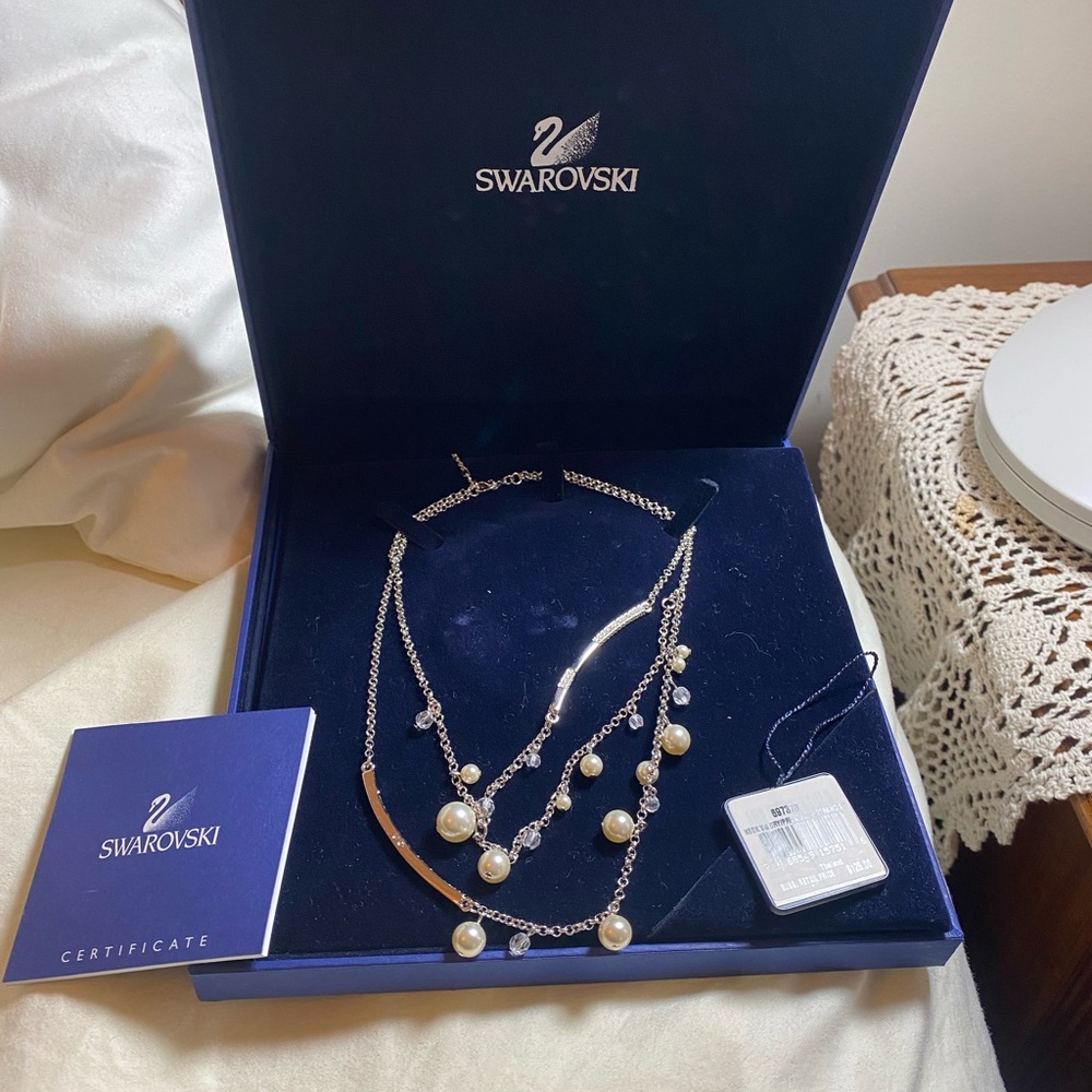 Swarovski Crystals Necklace silver chain faux pearls and crystals NRFB